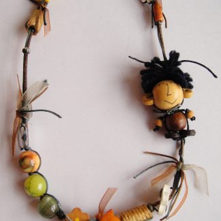 Cosa Nostra Handmade Necklace - HappyKidBlackMix. Χειροποίητο κολιέ από χειροποίητο εισαγόμενο Voodoo Doll, χάντρες (χειροποίητες, γυάλινες, ξύλινες, κεραμικές, απλές), οργάντζα σε κορδόνι με κούμπωμα-κουμπί φίλντισι. Μάκρος 38cm.